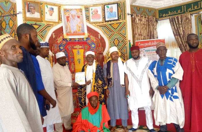 Representative of the Ona of Abaji and chairman of the FCT council of chiefs, Alhaji Ibrahim Aguye recives charter of demand from the executive of the AOIYEO, Commandant Issac David, along side members of the association during the presentation of chatter documents on Wednesday in Abaji