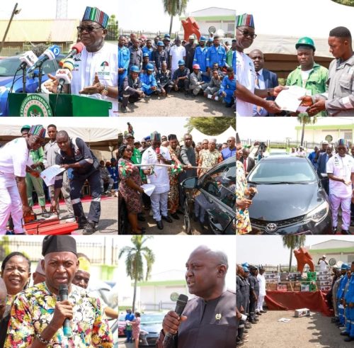 Governor Ortom Presents Start-up kits to Benue Youths trained in Automobile Maintenance