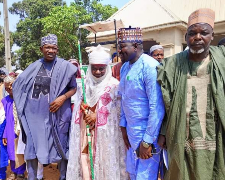 Kogi State Commissioner for Solid Mineral and Natura Resources, Engineer Muahmmed Abubakar Bashir Gegu, Ohinoyi of Gegu Beki Kingdom Alhaji Alhassan Abba Muhammed and Kogi State Commissioner for Youth and Sport Development, Hon. Idris Musa (Oando) and other guests