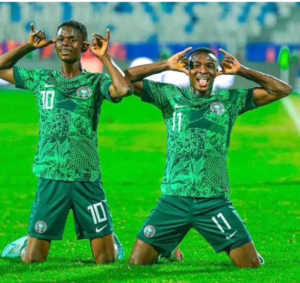 The Flying Eagles of Nigeria celebrating their victory