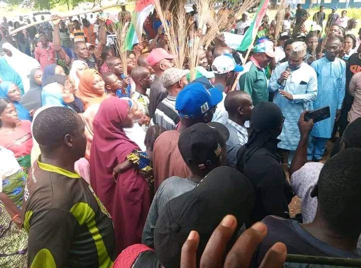 Former PDP and SDP members who decamped to APC in Kogi LG