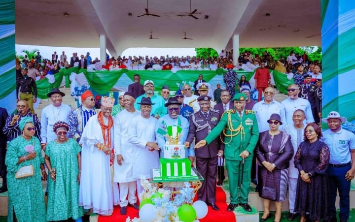 Governor of Delta State, Rt Hon Sheriff Oborevwori in a photograph with Delta residents