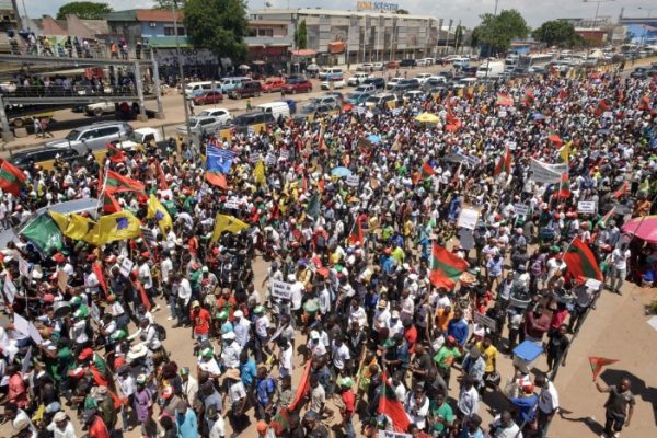 Angolans protest against government