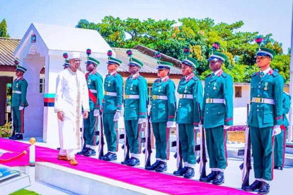 Nasarawa State Governor, Engineer Abdullahi Sule inspecting Military Guard of Honour