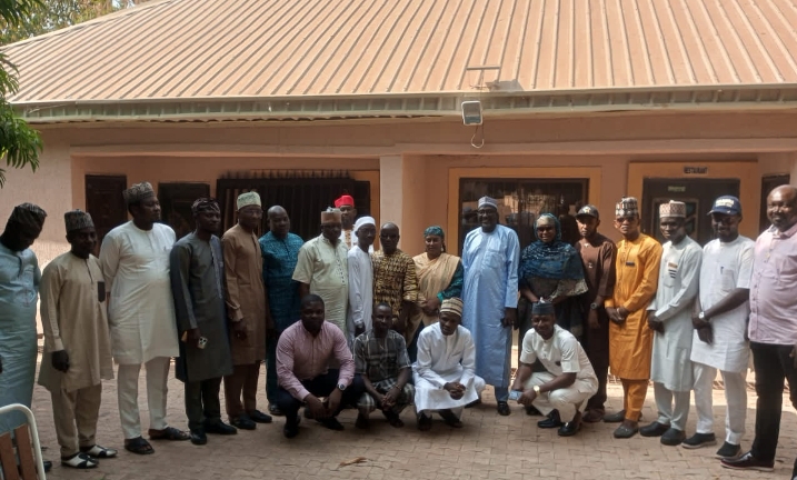 The 2023 People's Democratic Party, PDP, Senatorial Candidate for Nasarawa West, ESV (Dr) Umar Musa Galadima, met with a political group known as Galadima Ambassadors in Keffi, the headquarters of the zone