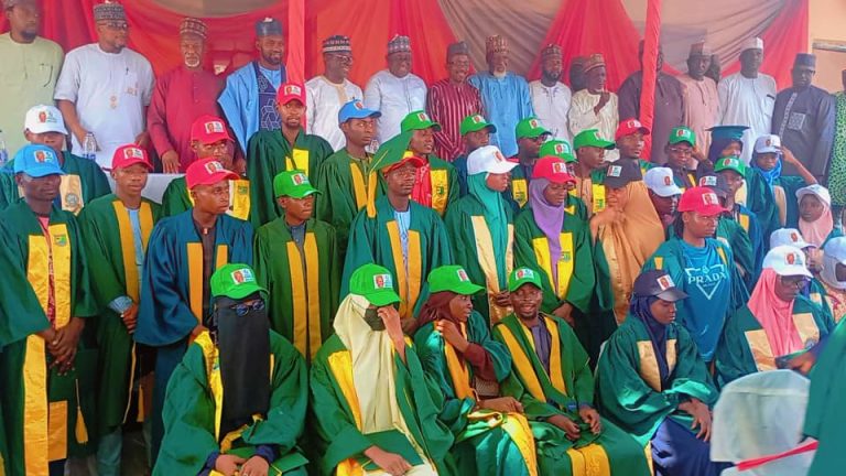 The beneficiaries of the Aliyu Nana scholarship scheme in Keffi.