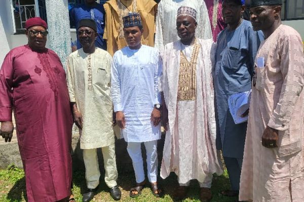 APC Group Advocates for Zoning Governorship to Nasarawa West The Deputy Chairman, Kokona local government, in a group photograph with the Chairman of the delegation and other members as well.
