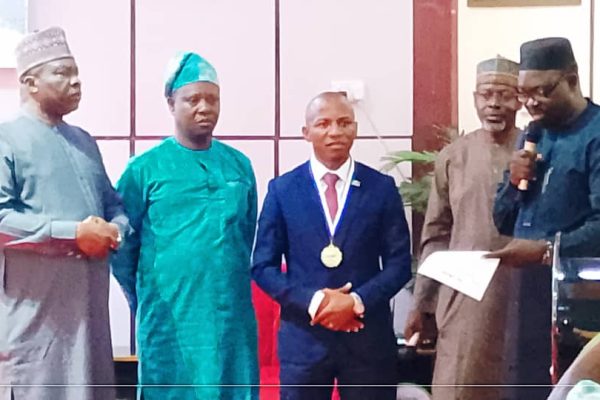 Stephen Akwaden Inducted as 7th ICAN Lafia District Chairman, Vows to Enhance Professionalism Akwaden with ICAN officials during the investiture at NSUK.