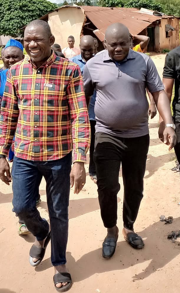 Engineer Muhammed Abubakar Bashir Gegu, the Kogi State Commissioner for Solid Minerals and Natural Resources (L) and Hon. Idrees Aliyu Maikudi, the lawmaker representing Kogi constituency at the State House of Assembly