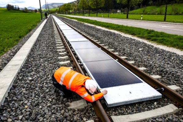 Switzerland generates electricity from railway tracks Switzerland generates electricity from railway tracks