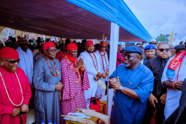 Oborevwori Defies Rain, Flags Off ₦21.3 Billion Ugbolu–Okpanam Road Project Oborevwori Defies Rain, Flags Off ₦21.3 Billion Ugbolu–Okpanam Road Project