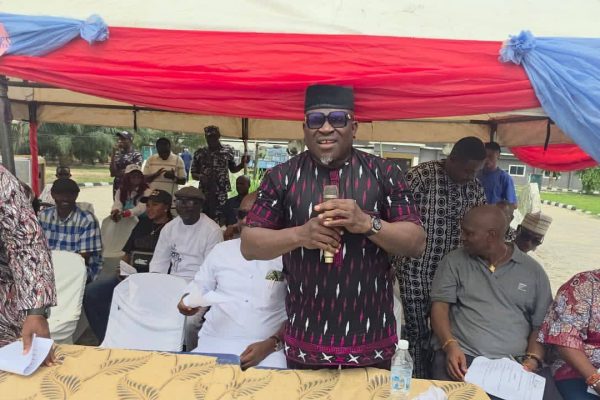 Izeze Felicitates Newly Elected Ughelli South APC Executives, Commends Peaceful Congress