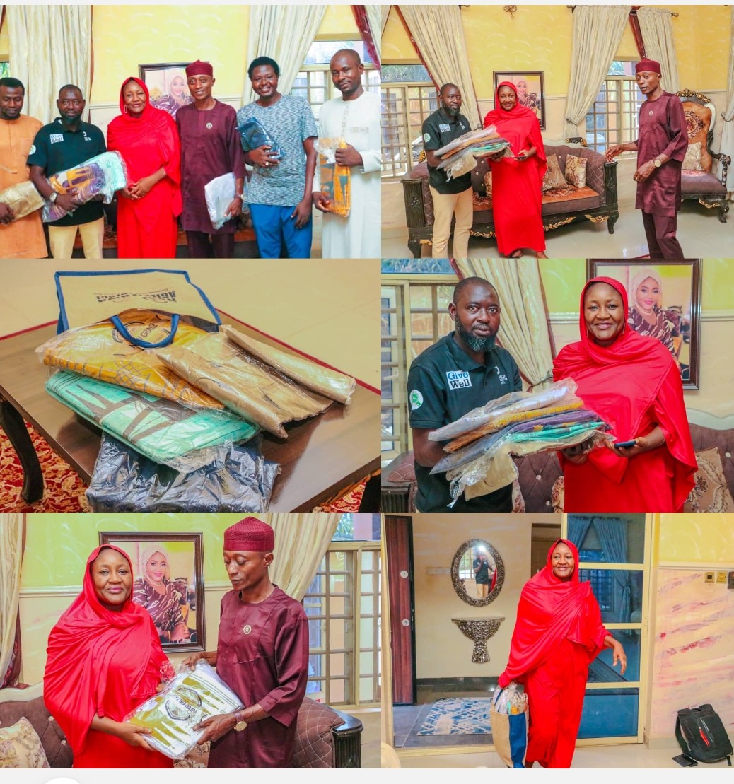 Sallah: Nasarawa’s Sole Female Lawmaker, Dr. Danyaro, Distributes Clothing Materials to Assembly Press Crew as Journalists Hail Her Media-Friendly Gesture