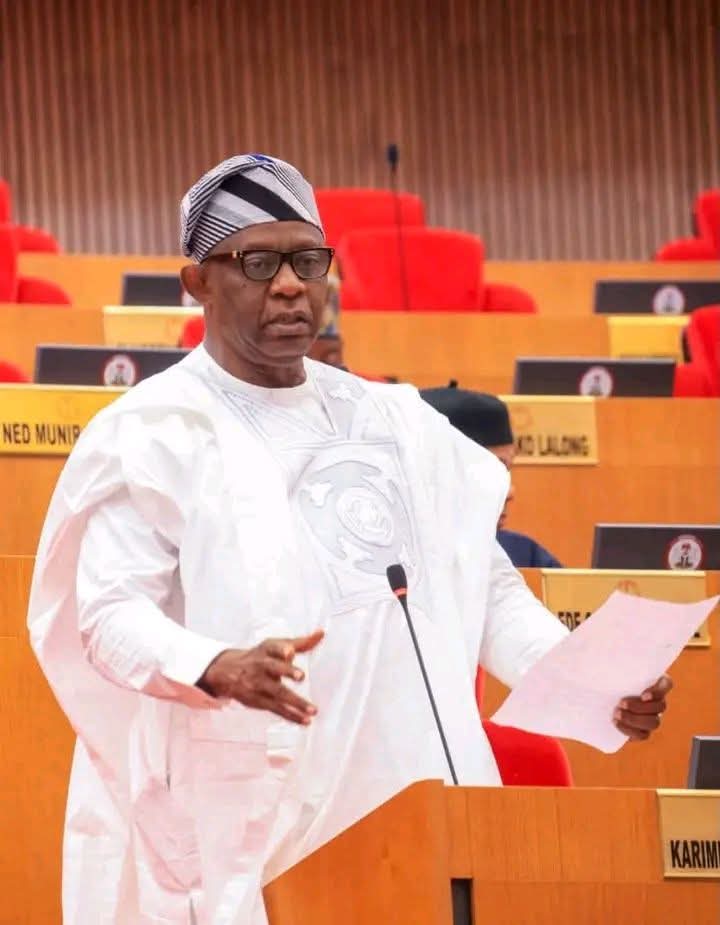 Sentor Sunday Steve Karimi