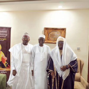 L-R: Executive Chairman of Toto LGC, Hon. Ahmed Baba Yahaya, Senator Ahmed Aliyu Wadada and Ohinoyi of Ogye, HRH. Alhaji Umar Azaki