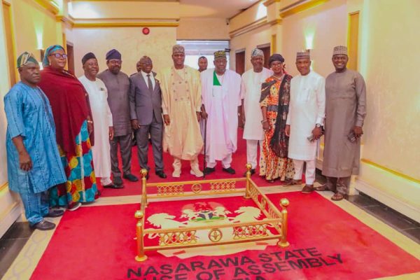 APC Chairman Aliyu Bello and State Working Committee during a thank-you visit to Speaker Danladi Jatau in Lafia following the Nasarawa APC primaries.