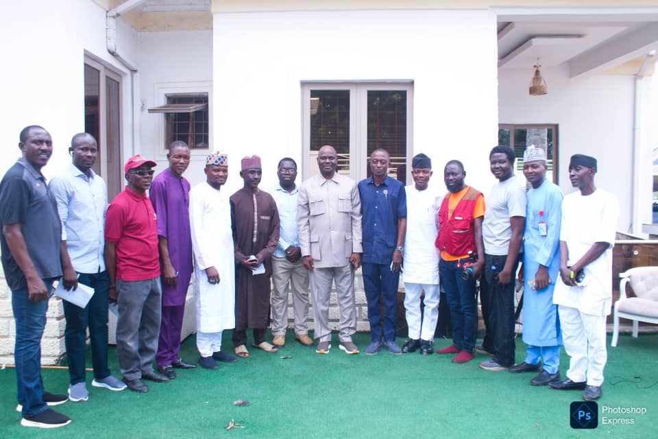 Nasarawa Assembly Speaker, Rt. Hon. Danladi Jatau in a group photograph with press