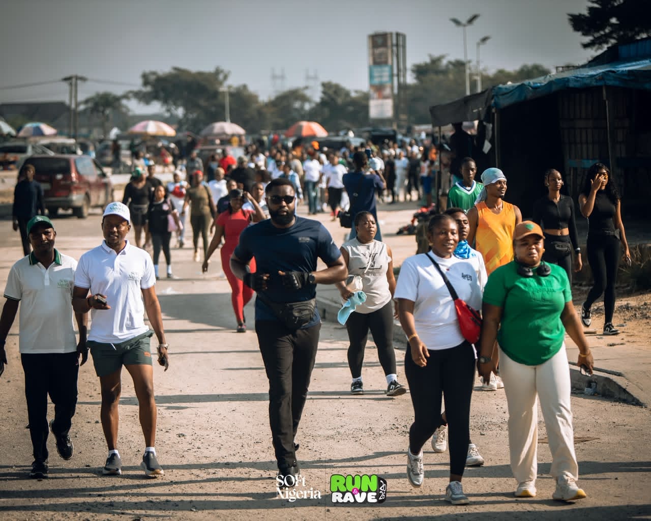 Thousands of youths from Warri and Effurun in Delta State